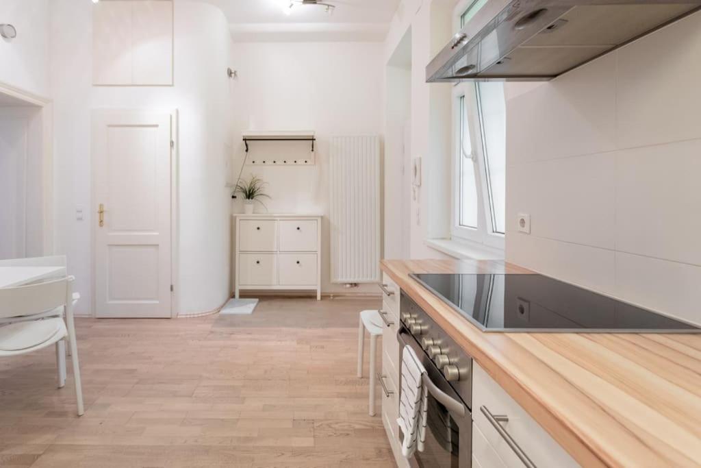 Danube Art Apartments ウィーン エクステリア 写真